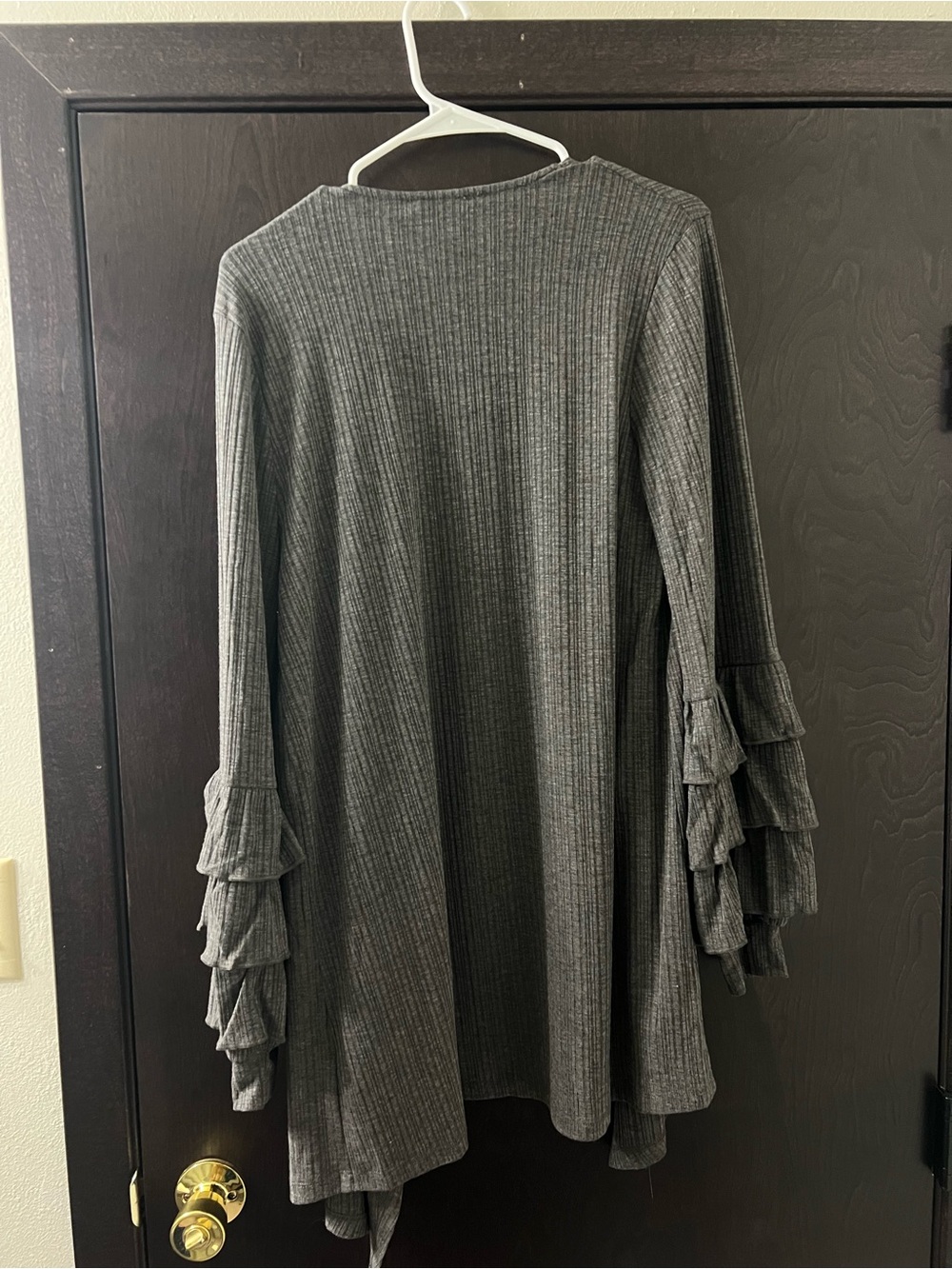 Doe & Rae Gray Ribbed Long-Sleeve Ruffle-Sleeve Dress - Picture 3 of 7